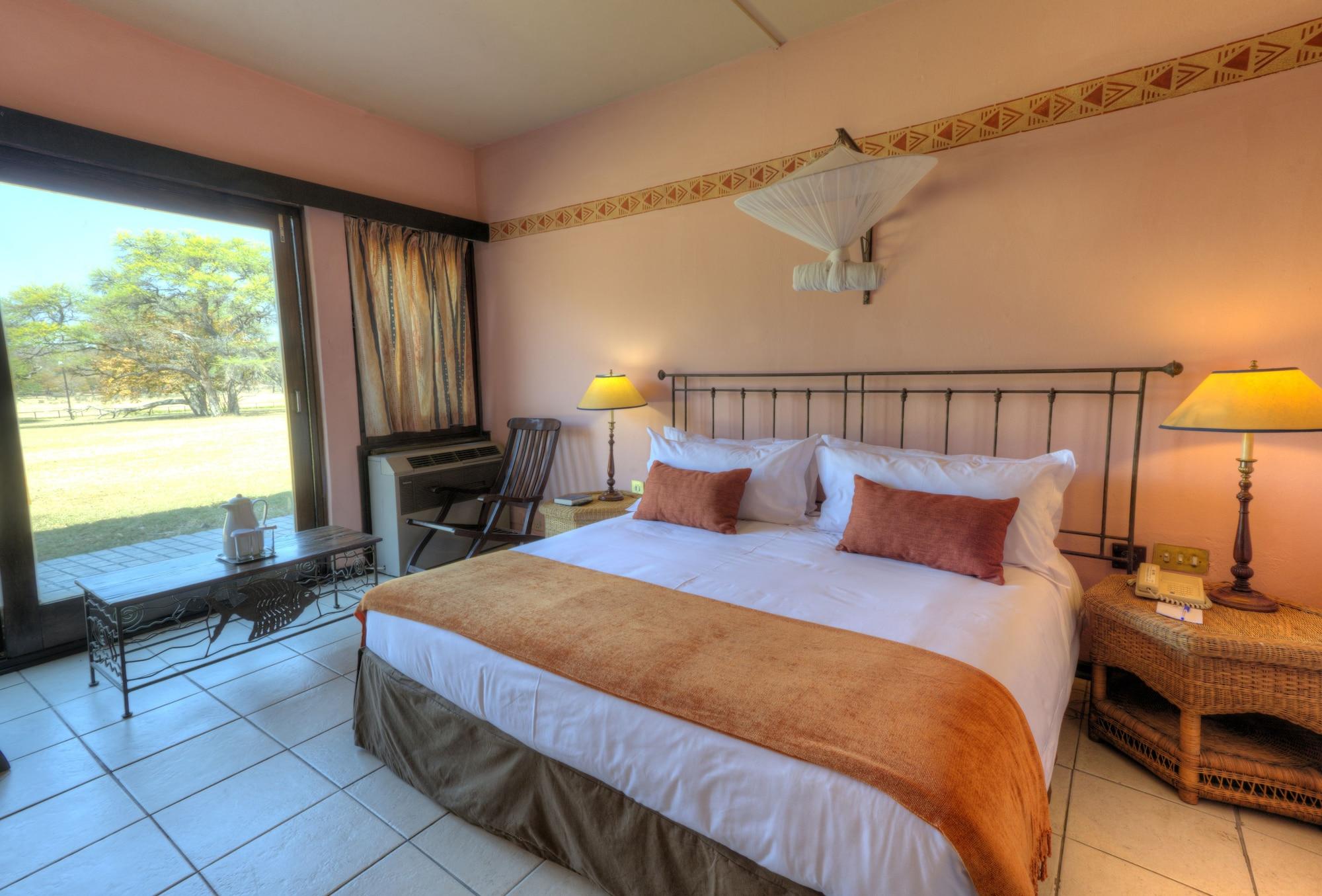 Hwange Safari Lodge Dete Exteriör bild