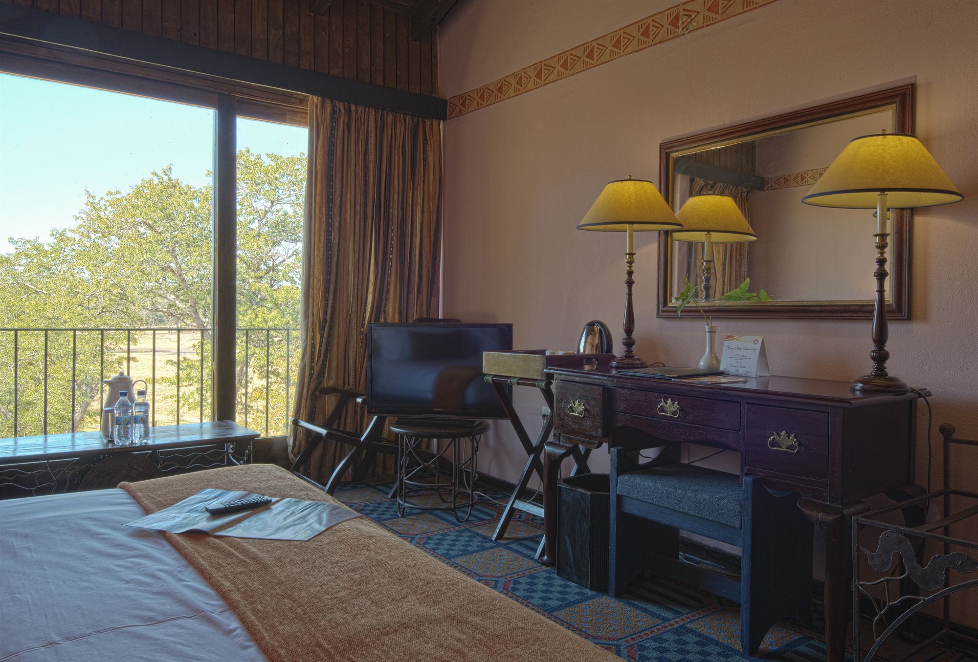Hwange Safari Lodge Dete Exteriör bild